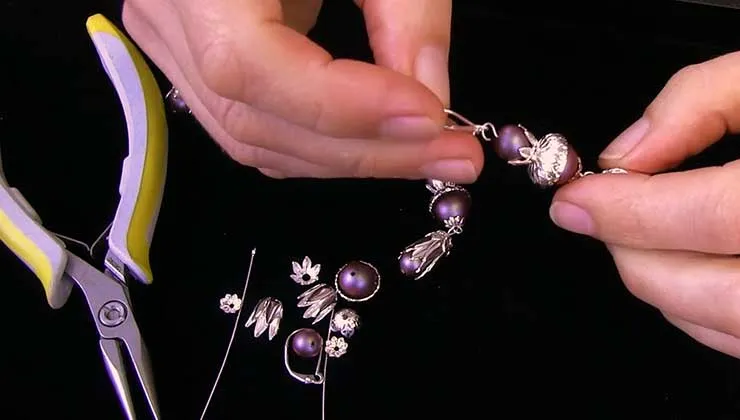Beadaholique Live Class: Nunn Design Jewelry