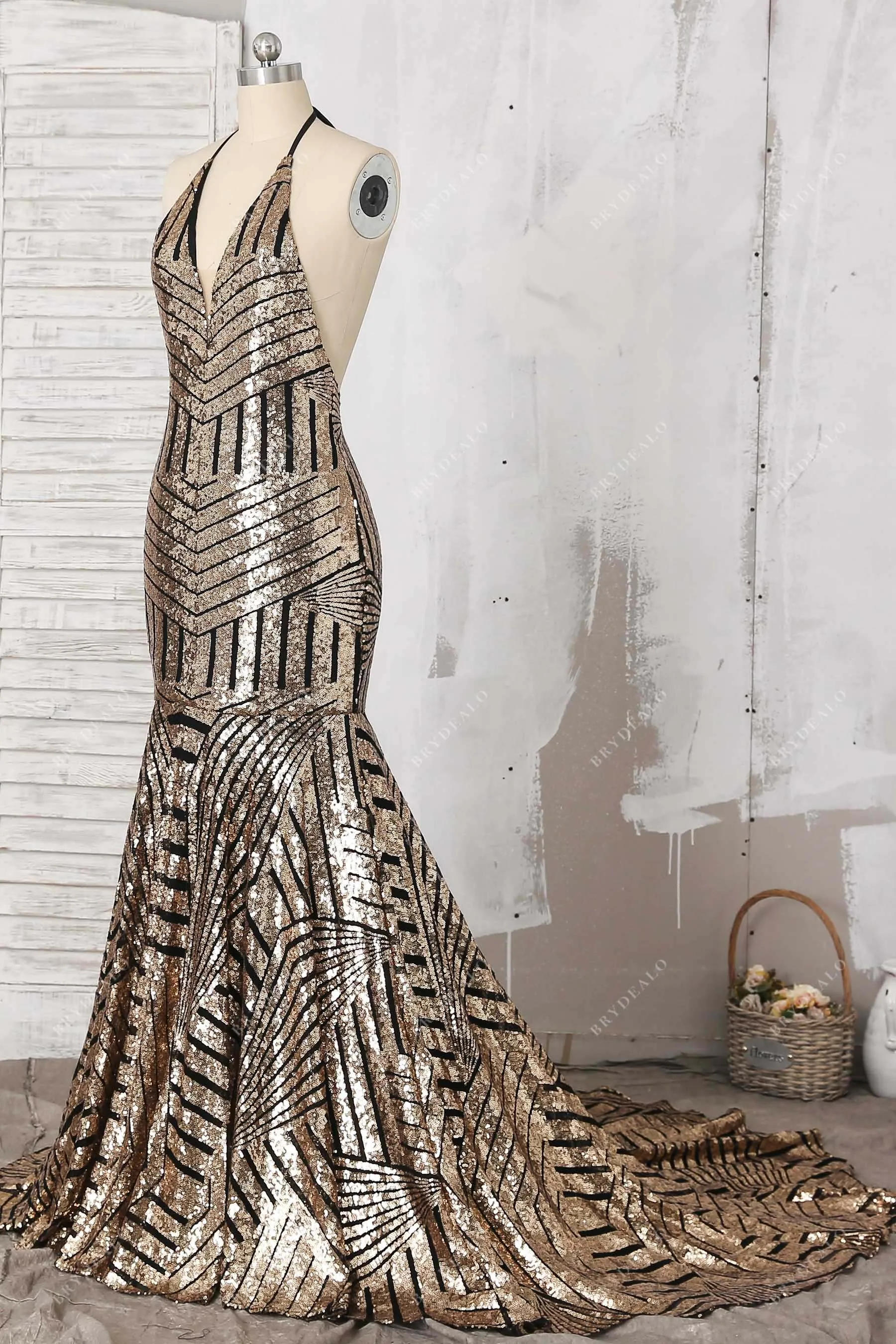 Black Base Gold Sequin Halter Backless Mermaid Dress