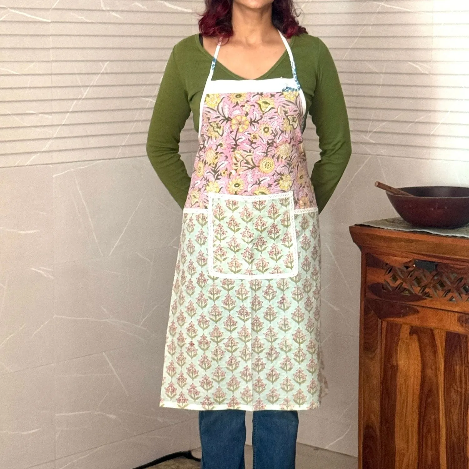 Elegant Pastel Hues Sanganeri Block-Print Apron with Front Pocket | Cotton